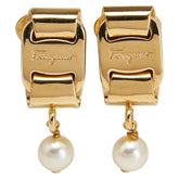 サルヴァトーレフェラガモ ヴァラ パール イヤリング ゴールド メッキ レディース Salvatore Ferragamo 【中古】
